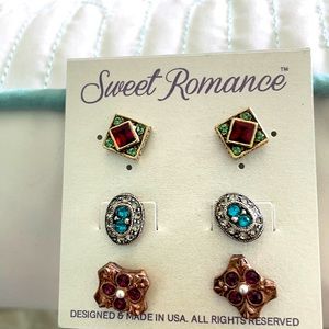 Sweet Romance Crystal Studs